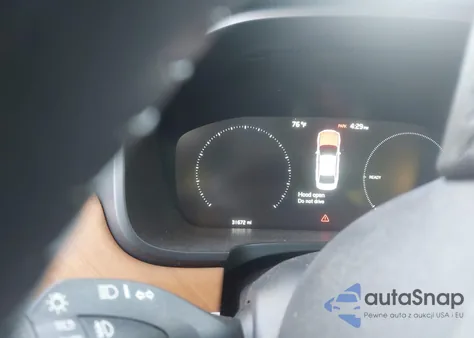 2018 Volvo S90 Hybrid T8 Inscription z USA, uszkodzony, nr VIN LVYBC0AL1JP031431